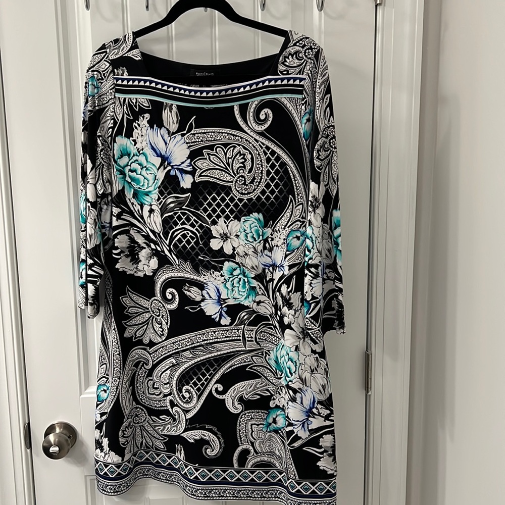 White House/Black market Dress/top